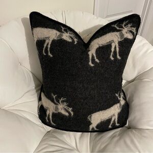 Lillunn 100% Norwegian Wool Pillow Cover Rare Moose Black Gray
